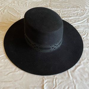 Lack of Color Sierra hat in Black